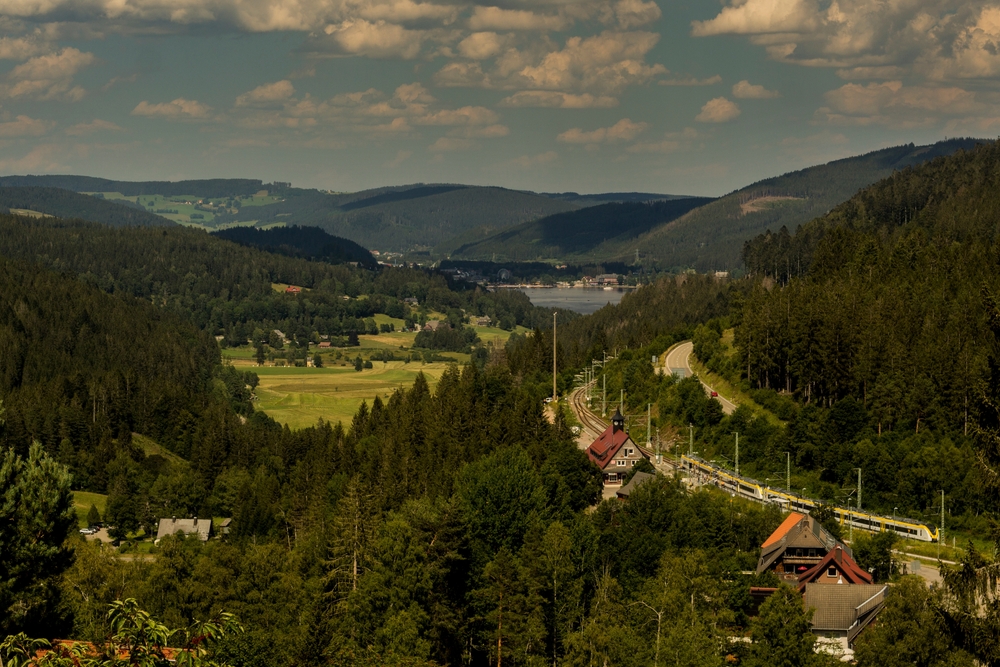 A train stands ready for departure at Feldberg-Bärental on the Höllentalbahn to Villingen route